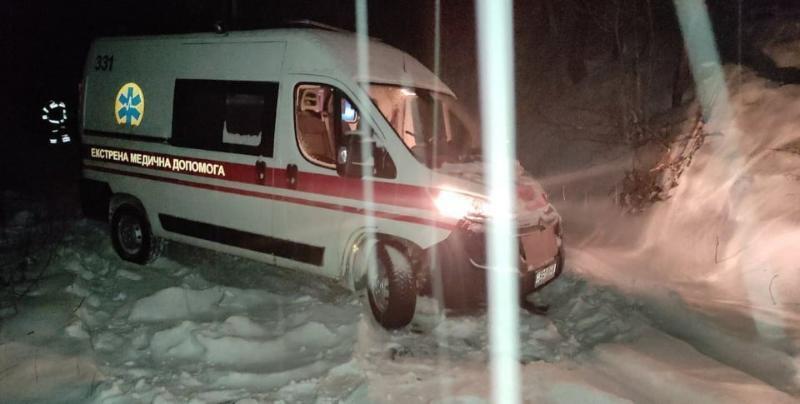 На Вінниччині рятувальники надали допомогу водіям чотирьох транспортних засобів