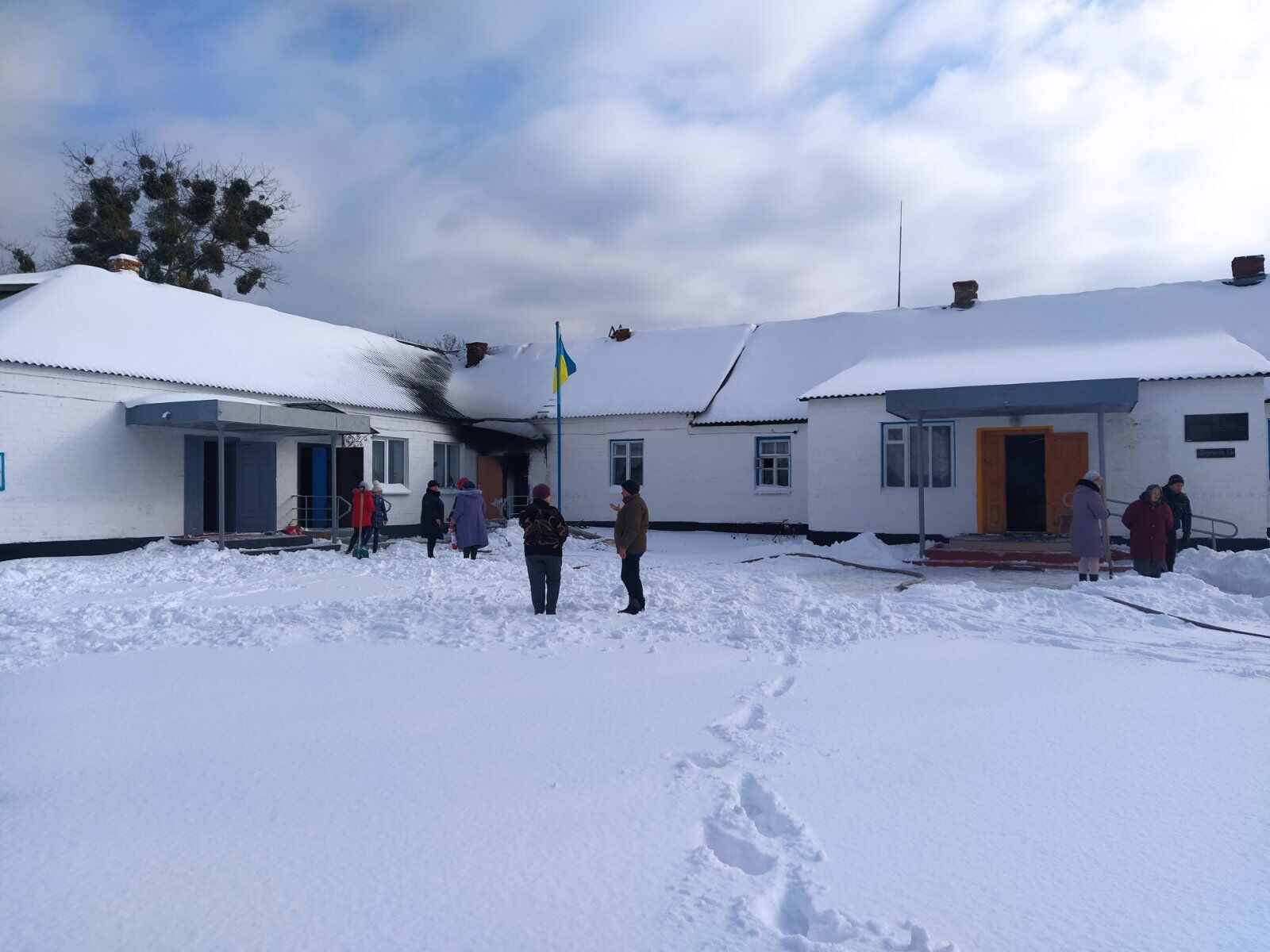 Житомирська область: рятувальники ліквідували пожежу в дитячому садочку