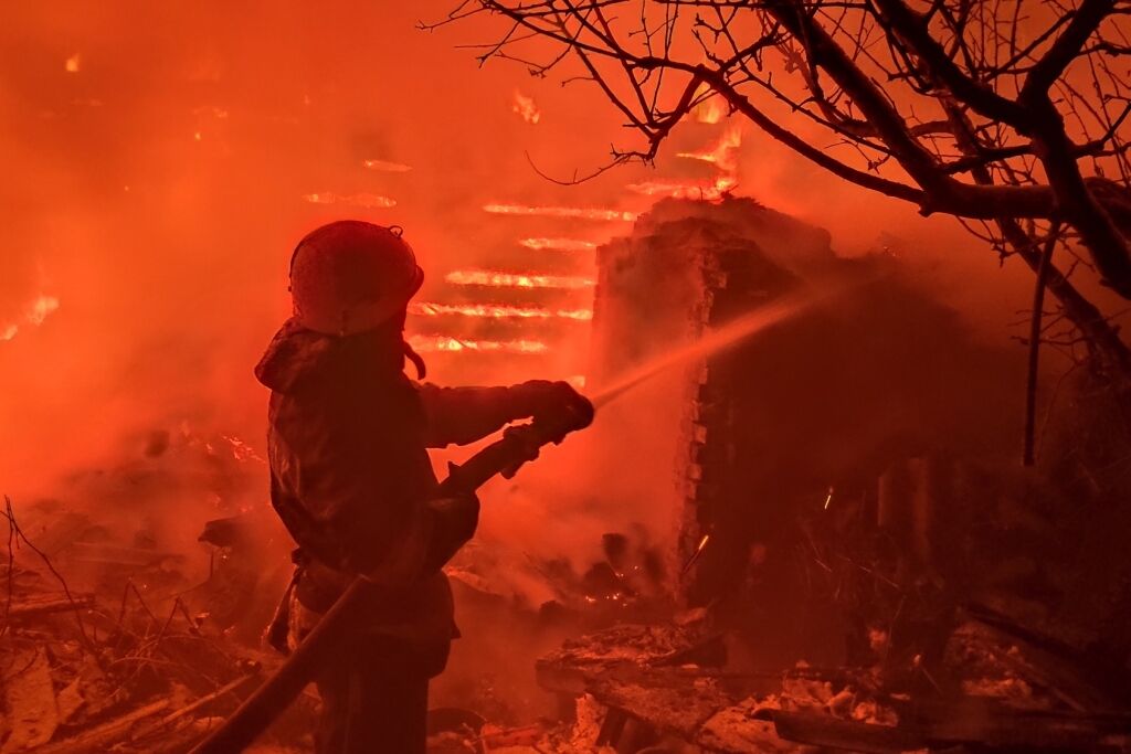 Чернігівська область: за добу надзвичайники ліквідували 6 пожеж, 2 людини загинули