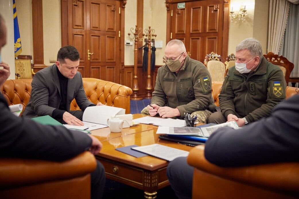 Загибель трьох військових на Донбасі: Зеленський дав 10 днів на встановлення винних