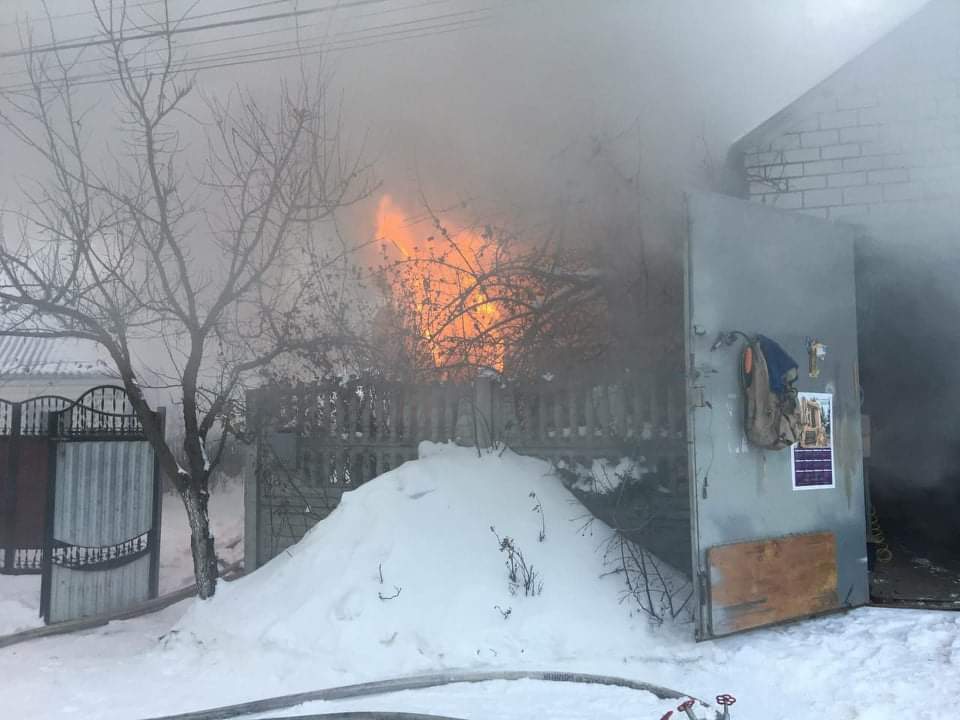 Вінницька область: рятувальники ліквідували дві пожежі в приватних житлових будинках