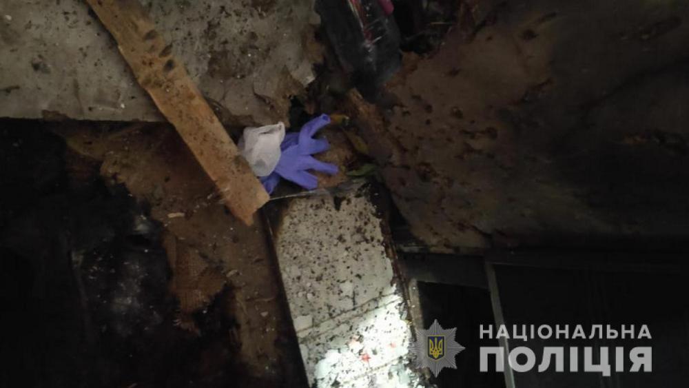 Буковинські поліцейські встановлюють обставини вибуху в багатоквартирному будинку в місті Новодністровськ