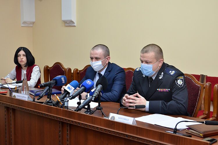 Чоловіка, який стріляв по дітях в Тернополі, взяли під варту одразу у залі суду