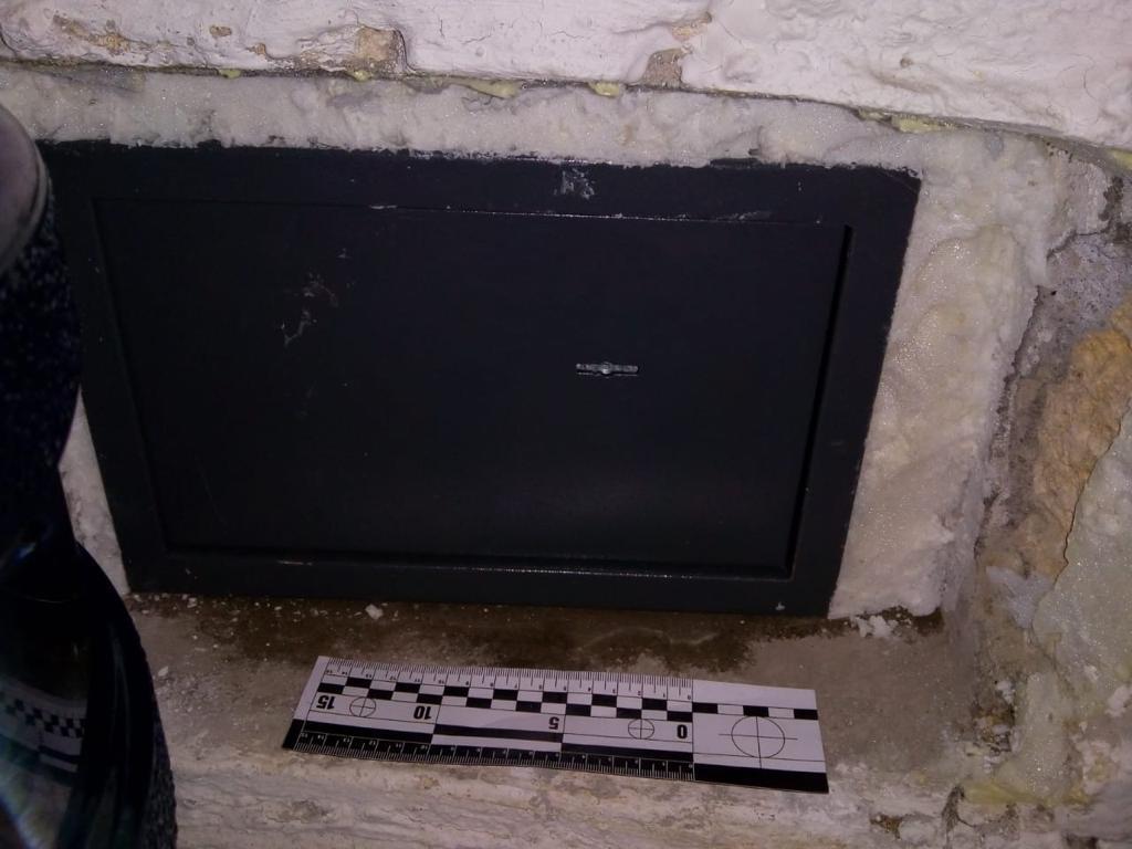 Поліцейські затримали двох жителів Одещини, які скоїли розбійний напад на АЗС у Лиманському районі