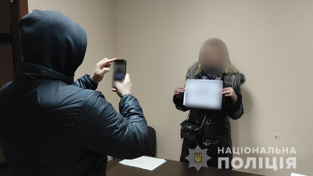 В Одесі правоохоронці припинили роботу борделю