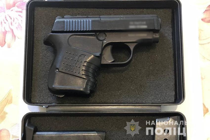 На Донеччині поліція затримала групу наркозбувачів
