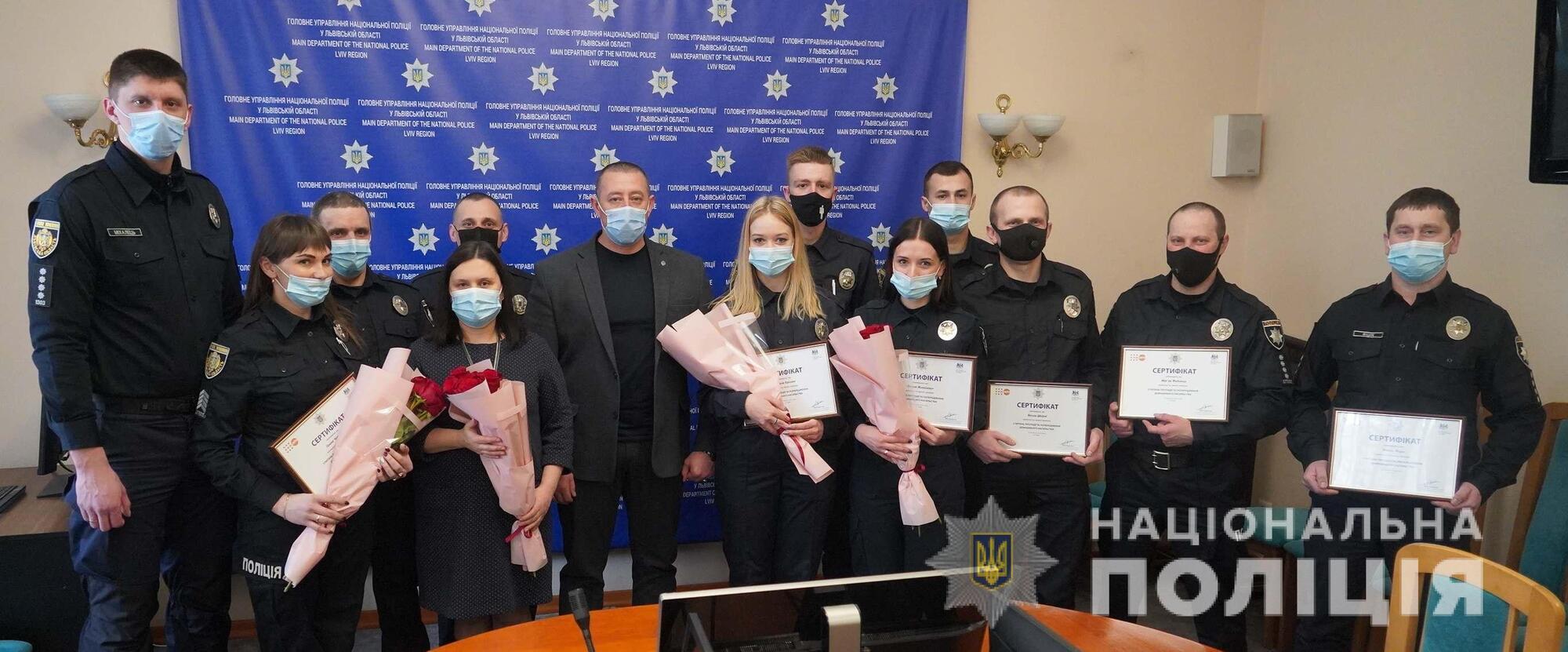 Поліцейські Львівщини пройшли тренінг з протидії домашньому насильству