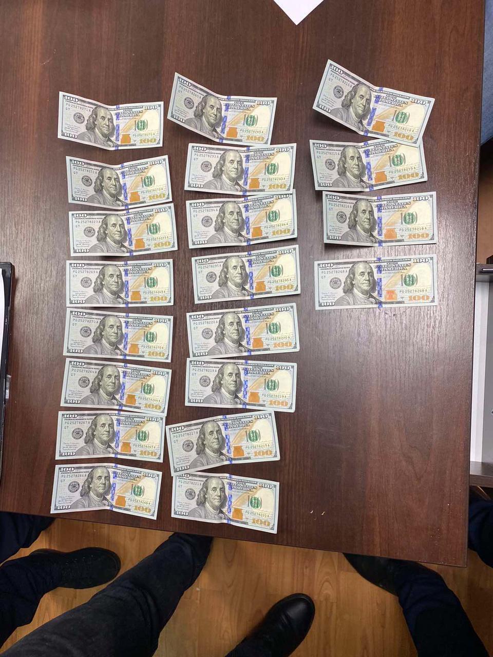 За хабар намагались закрити кримінальне провадження про смертельне ДТП - затримано адвоката (ФОТО)