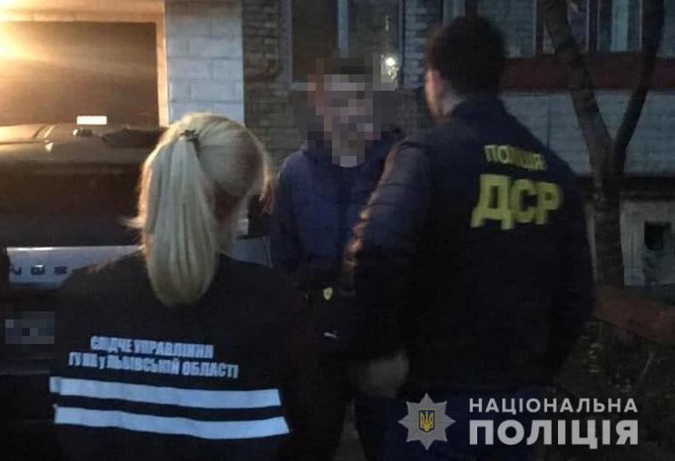 Львівські поліцейські завершили справу щодо угруповання серійних крадіїв