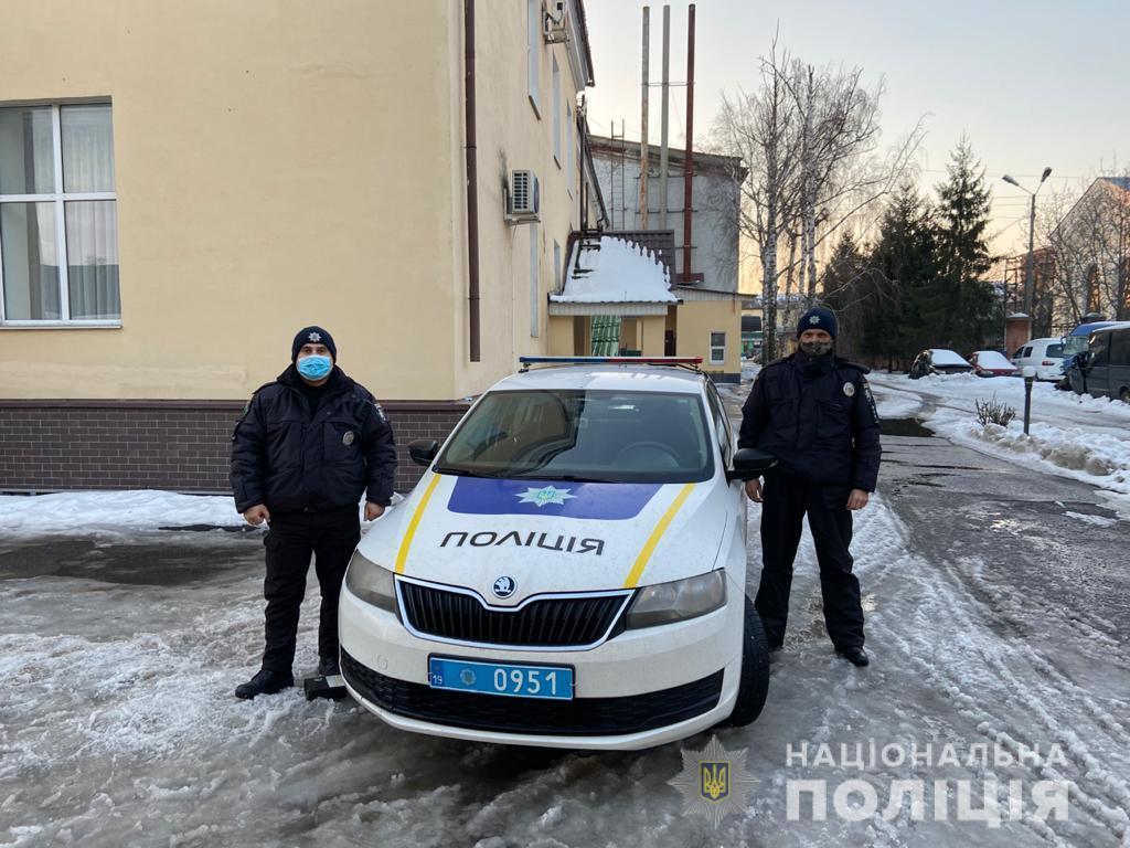 На Сумщині поліцейські врятували життя 61-річному чоловіку