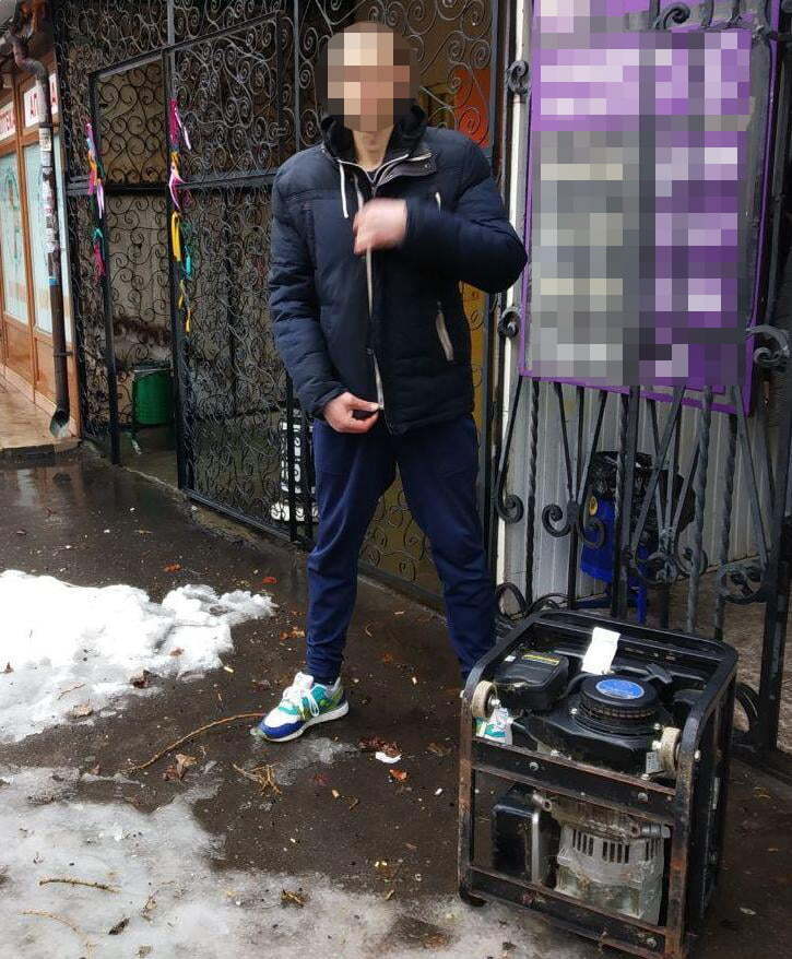 Поліцейські притягують до відповідальності одесита, який пограбував ломбард