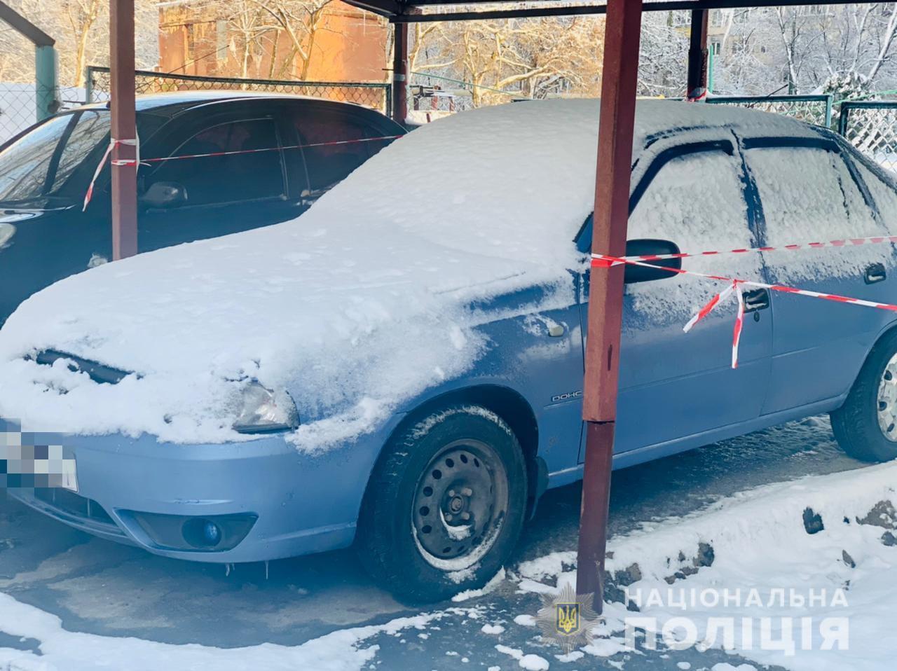 Поліцейські Одещини викрили двох місцевих чоловіків у незаконному заволодінні автомобілем в обласному центрі