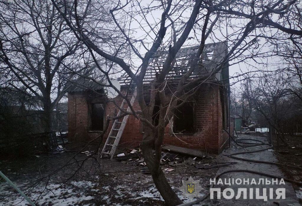 Поліція Авдіївки розслідує пожежу, в який загинули літній чоловік та його донька