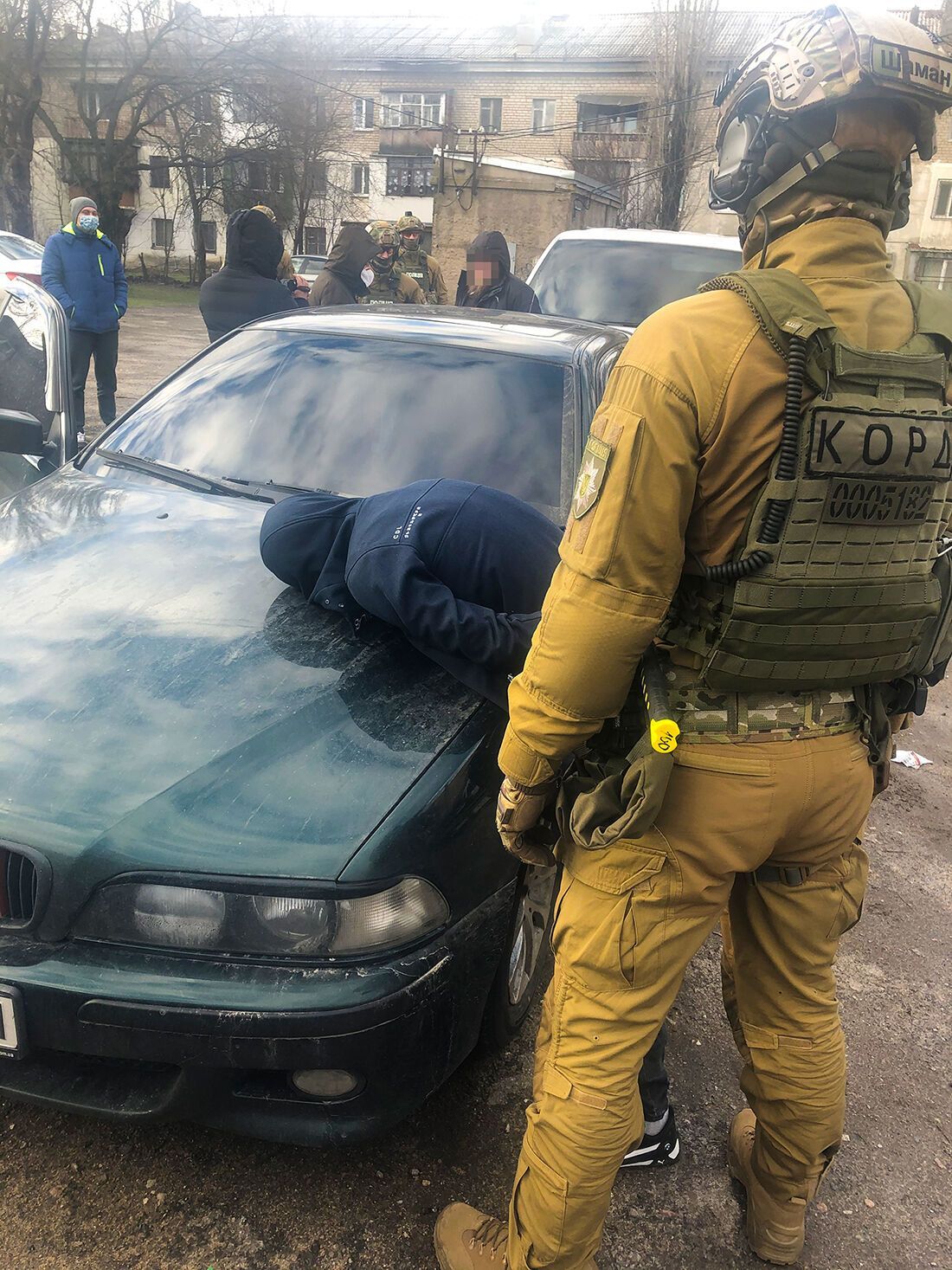 У Миколаєві поліцейські затримали двох зловмисників, які більше п’яти років перебували у розшуку