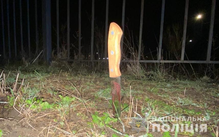 На Одещині поліцейські затримали жителя Фонтанської сільської громади за підозрою у спричиненні ножових поранень односельцю