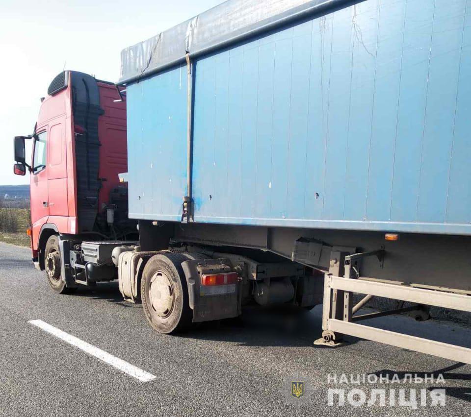 Поліцейські встановлюють обставини ДТП у Березівському районі