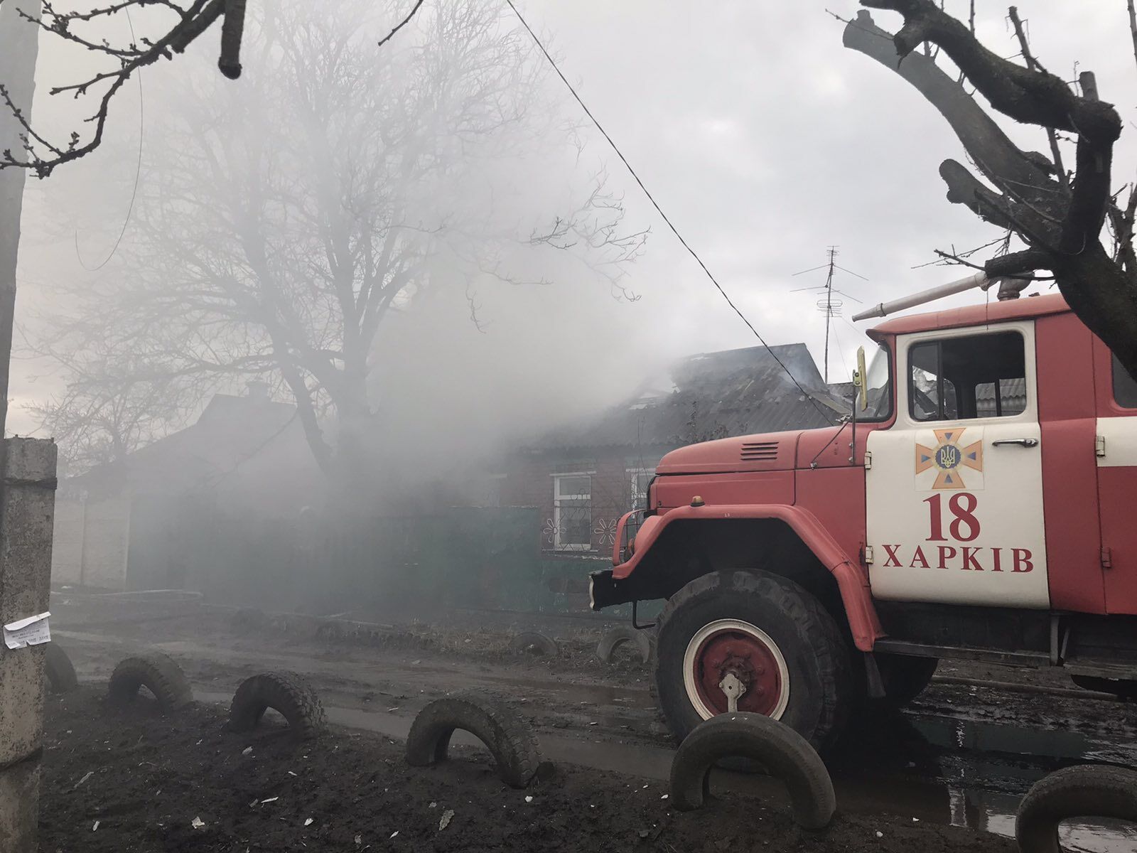 Харків: рятувальники врятували від вогню житловий будинок