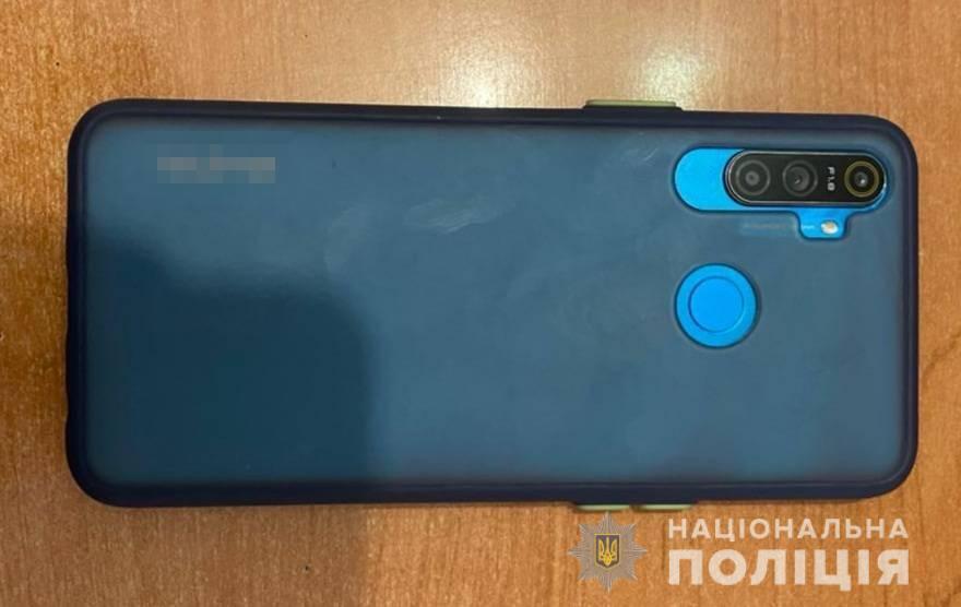 В Одесі поліцейські викрили двох іноземців у скоєнні майнових злочинів у громадських місцях