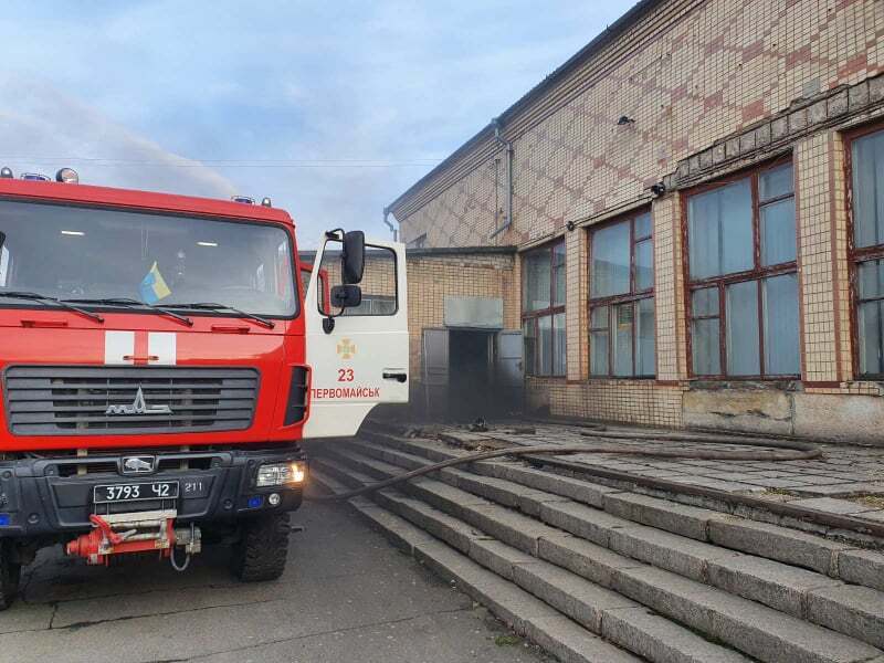 Миколаївська область: вогнеборці ліквідували пожежу в приміщенні фотостудії