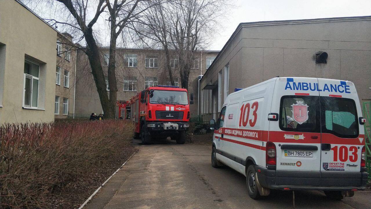 м. Одеса: рятувальники ліквідували загорання у школі-інтернат