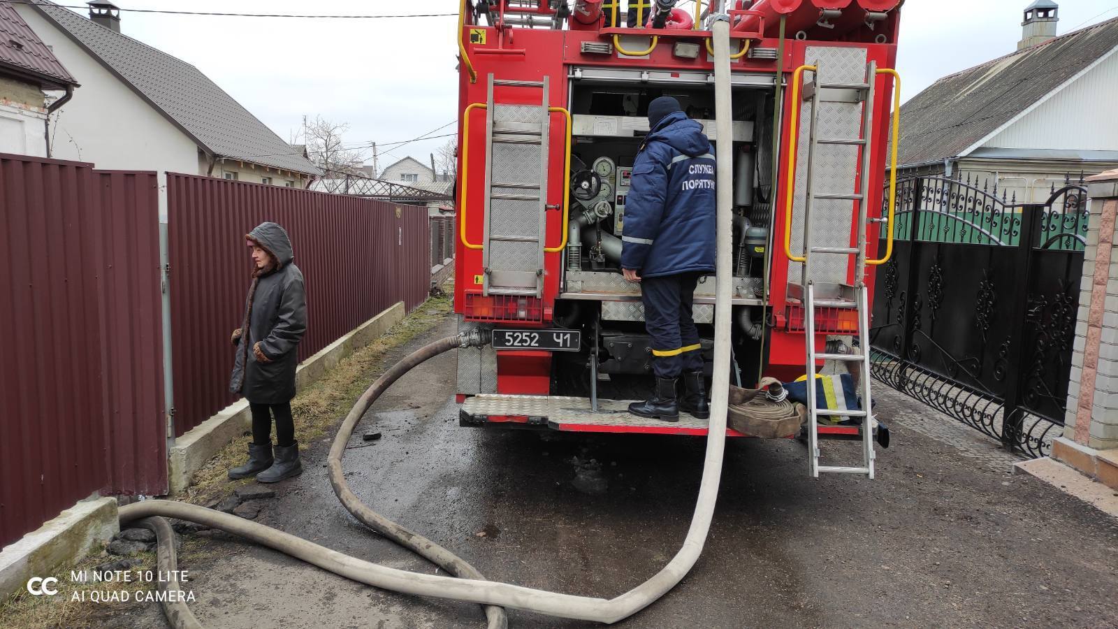 Житомирська область: тричі рятувальники Житомира надавали допомогу у відкачці води