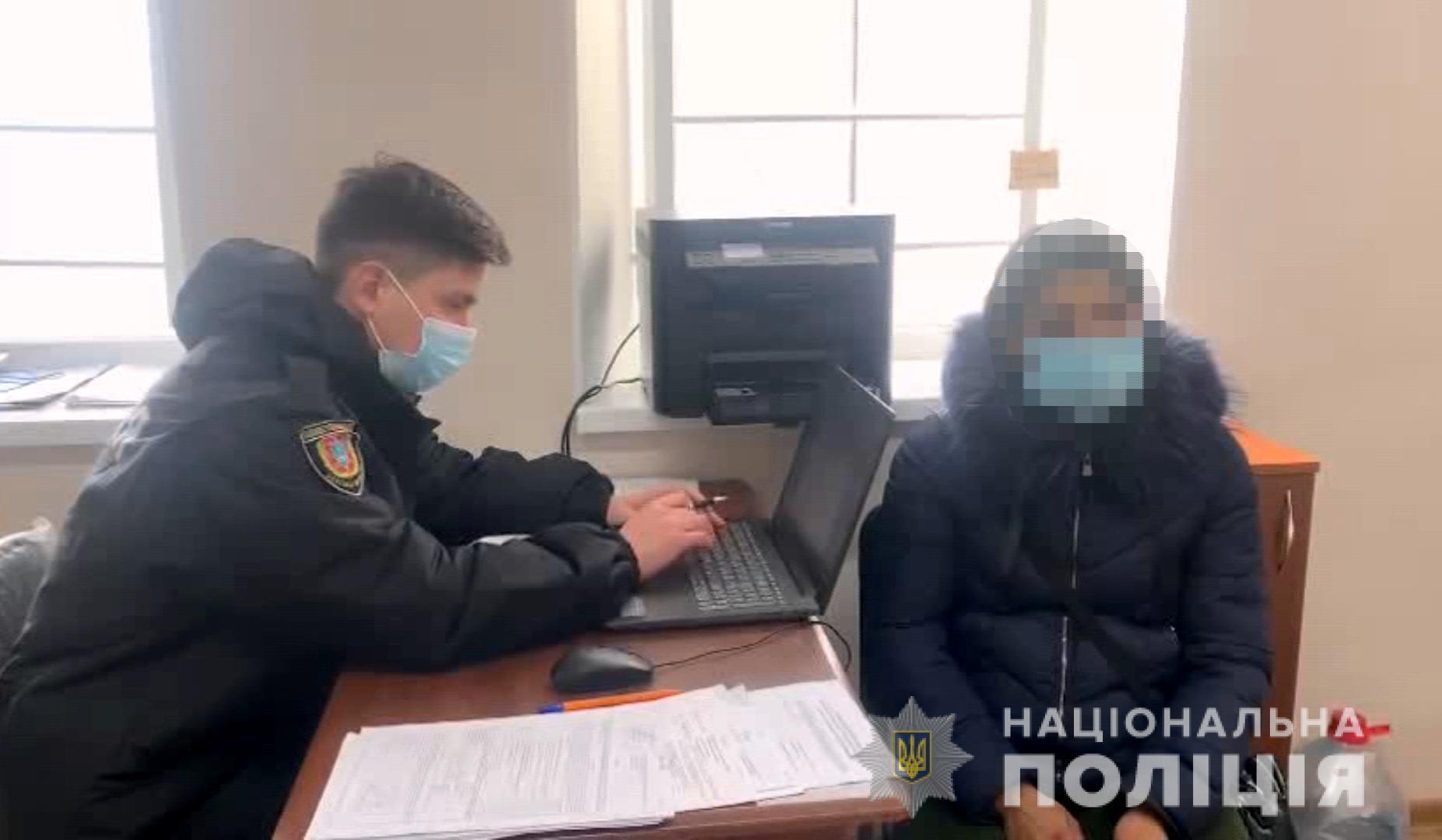 Поліцейські «на гарячому» затримали 31-річну жительку Ізмаїла під час крадіжки на ринку