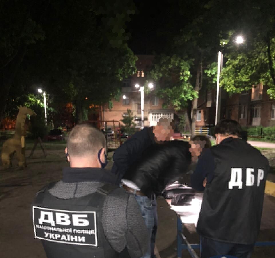 Розтрата майна на суму понад 850 тисяч гривен: двоє заступників начальника ГУНП в Харківській області та ще один службовець постануть перед судом (ФОТО)