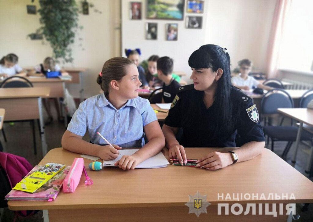 Жіноча суперсила – охороняти безпеку: історії дівчат-поліцейських