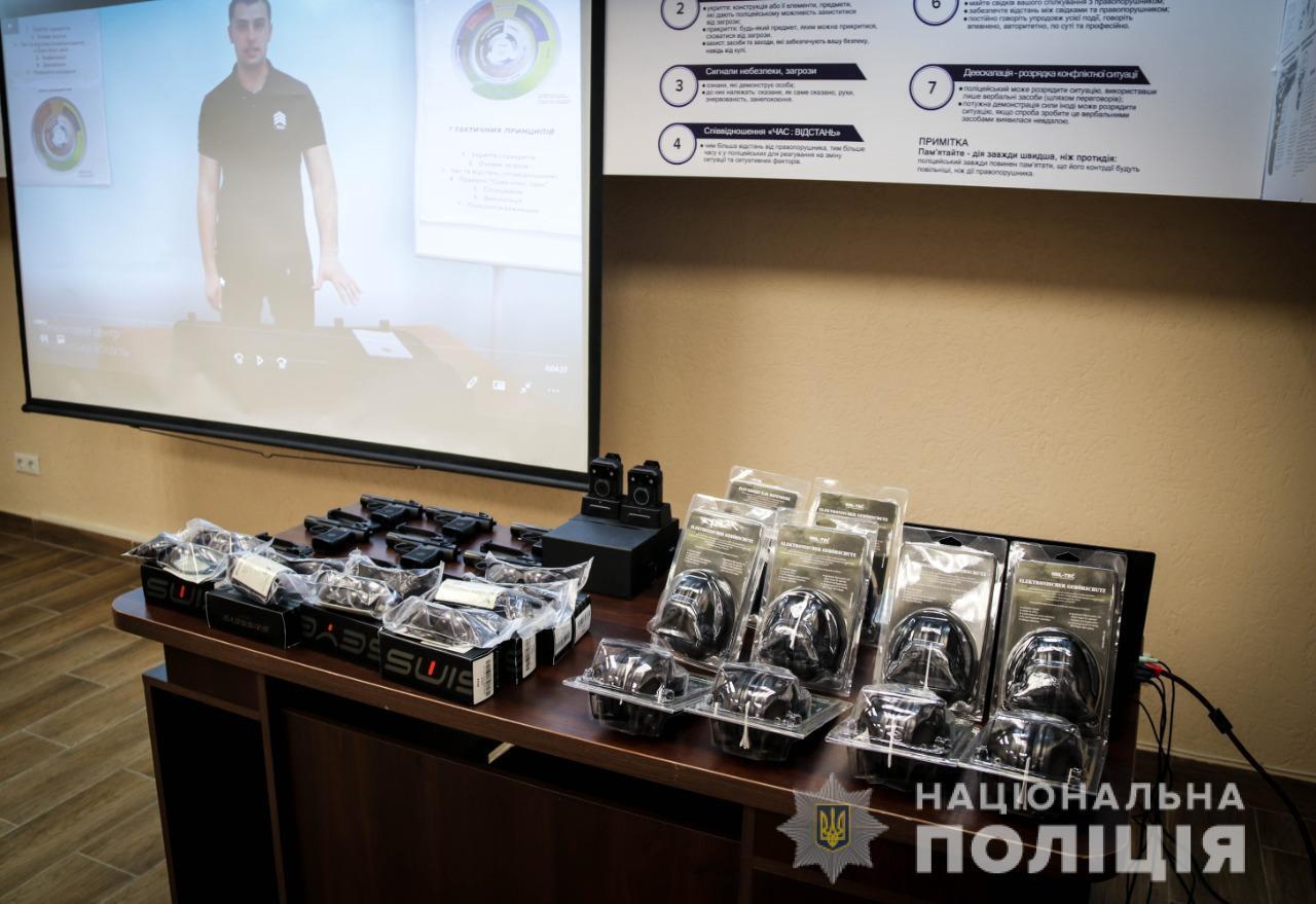 В Херсоні відкрили модернізований тренінговий центр для підготовки поліцейських