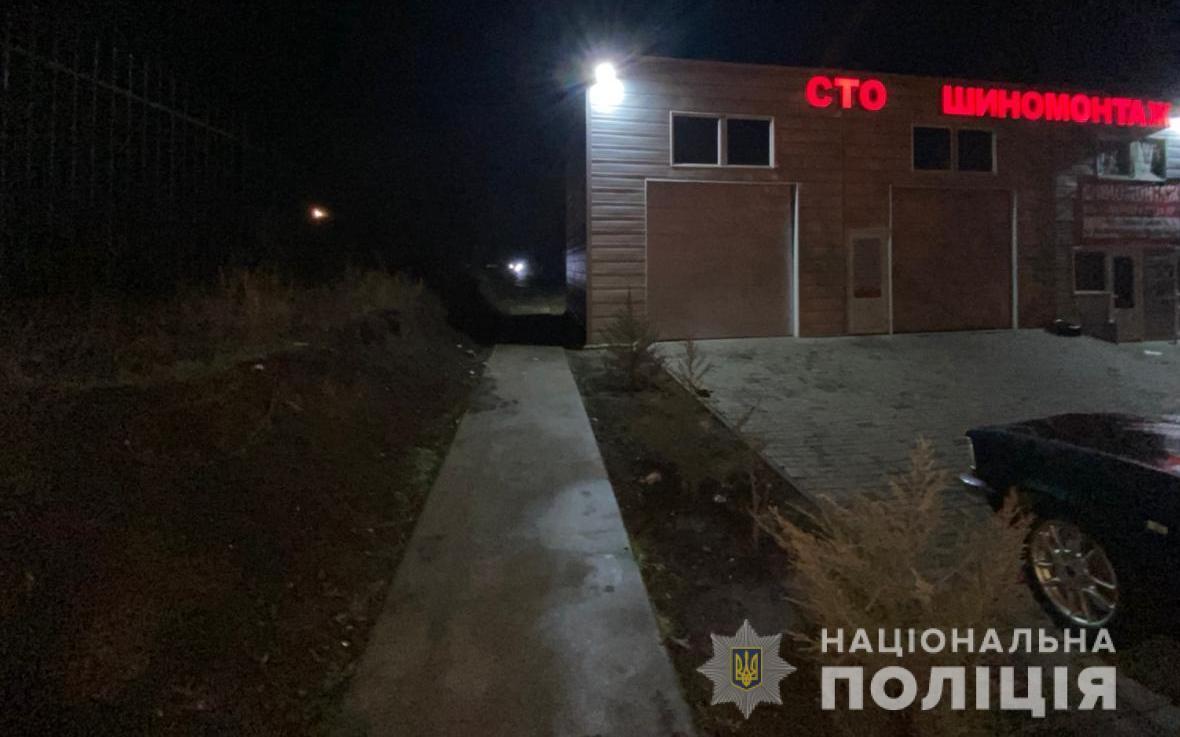 На Одещині поліцейські затримали жителя Фонтанської сільської громади за підозрою у спричиненні ножових поранень односельцю
