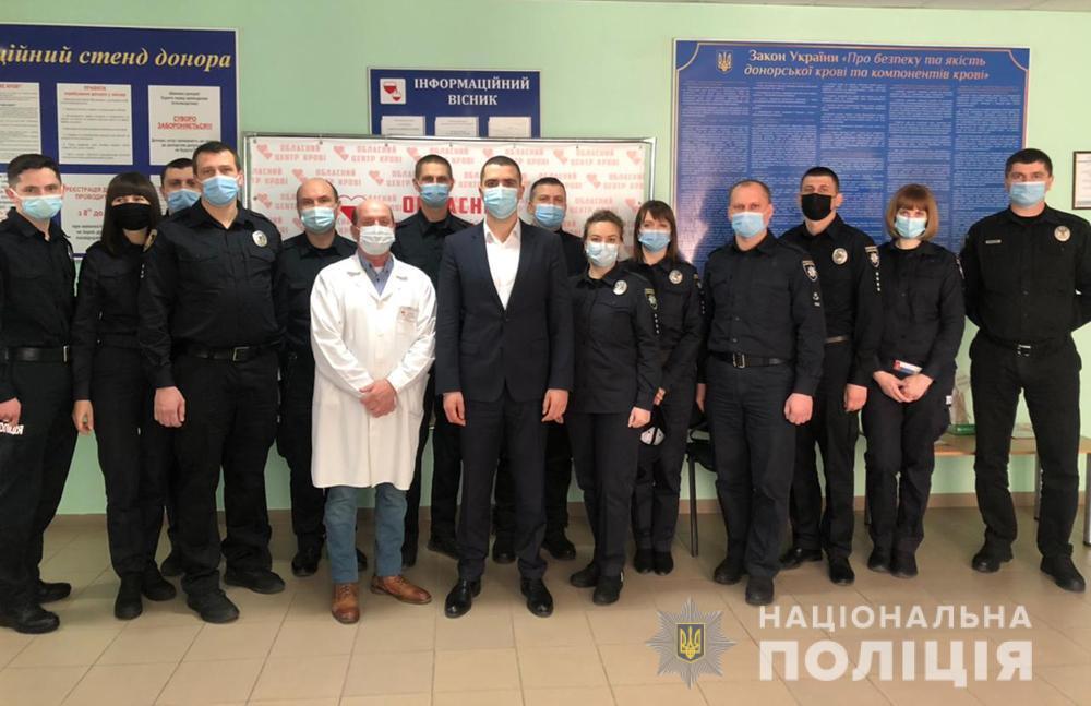 Кілька сотень поліцейських Житомирщини стали донорами крові