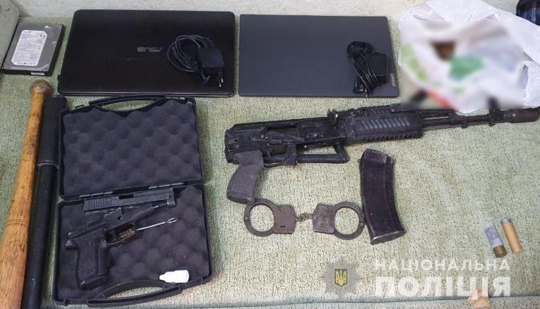 На Київщині поліцейські затримали озброєну злочинну групу, яка здійснювала розбійні напади&nbsp;