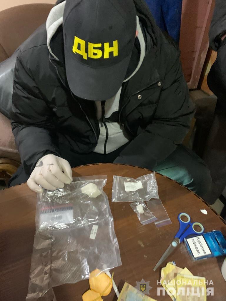 На Закарпатті поліцейські припинили злочинну діяльність мукачівських наркоторговців