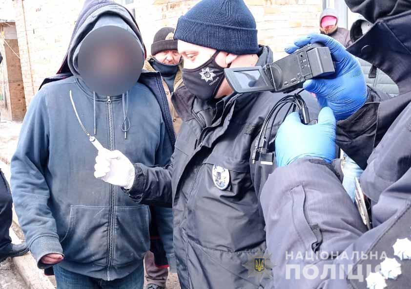 Поліція затримала організовану злочинну групу, яка виготовляла та розповсюджувала  амфетамін