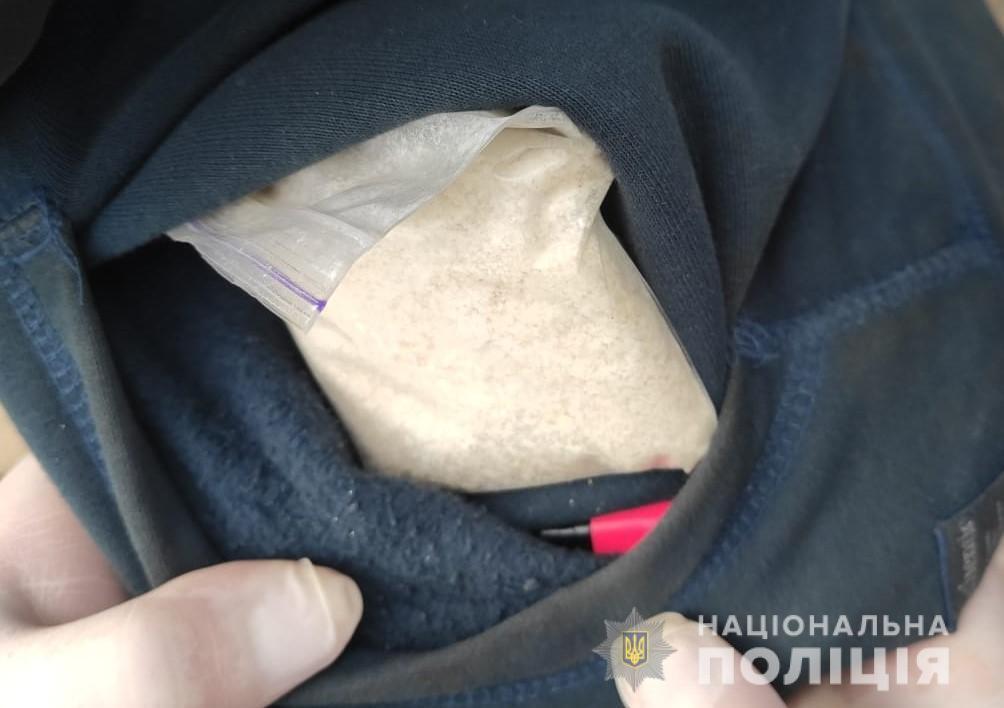 Поліція затримала організовану злочинну групу, яка виготовляла та розповсюджувала  амфетамін