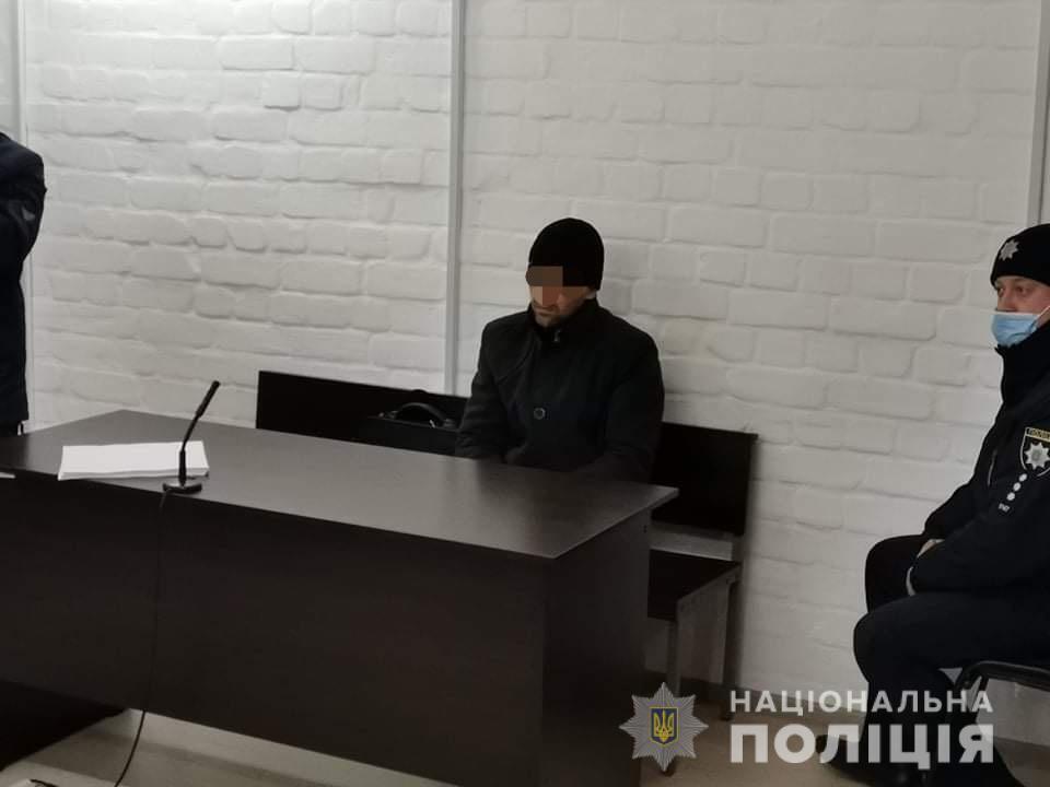 Арешт строком на два місяці – підозрюваному у вбивстві жінки в орендованій квартирі у центрі Миколаєва суд обрав запобіжний захід