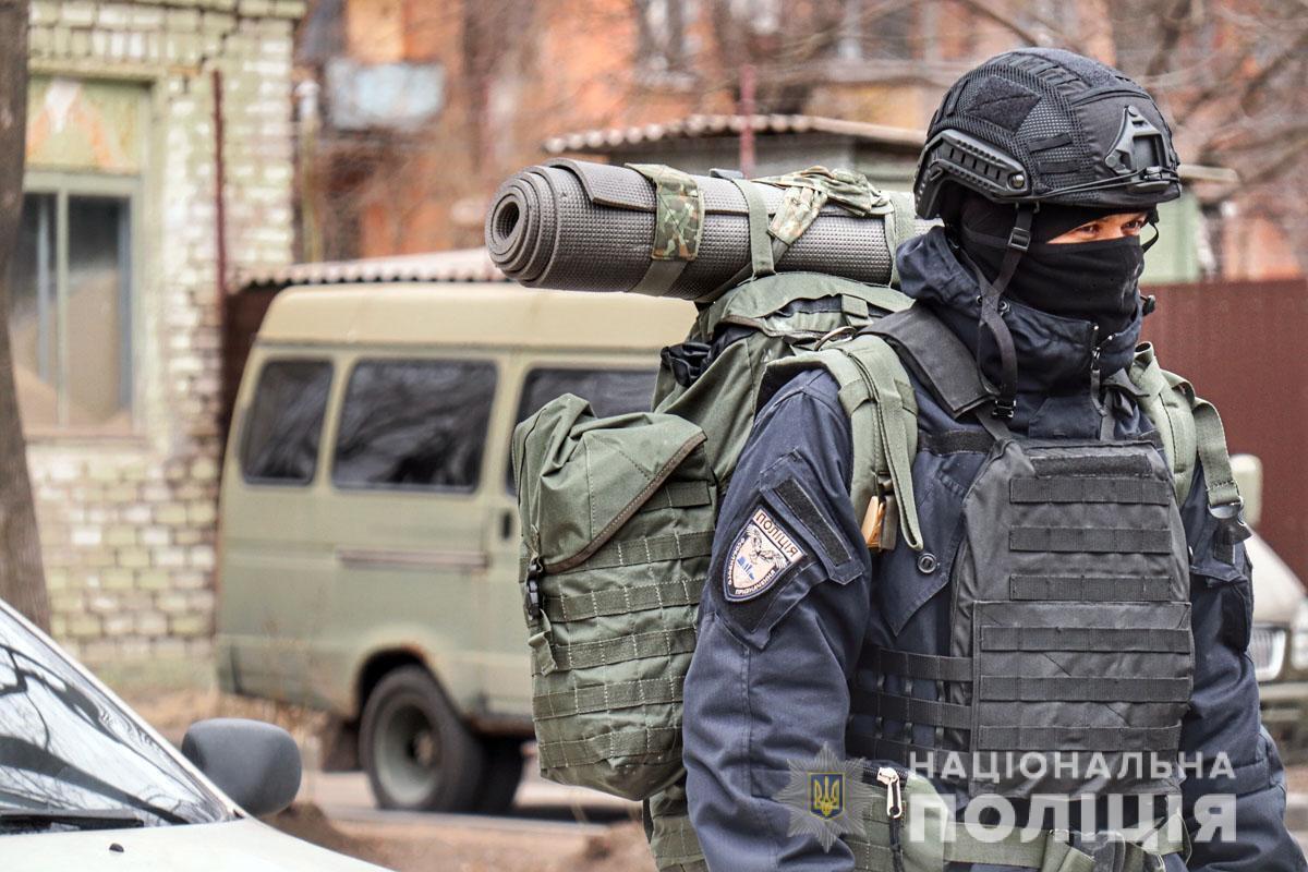 Марш-кидок із 23-кілограмовим навантаженням: як тренується рота поліції особливого призначення