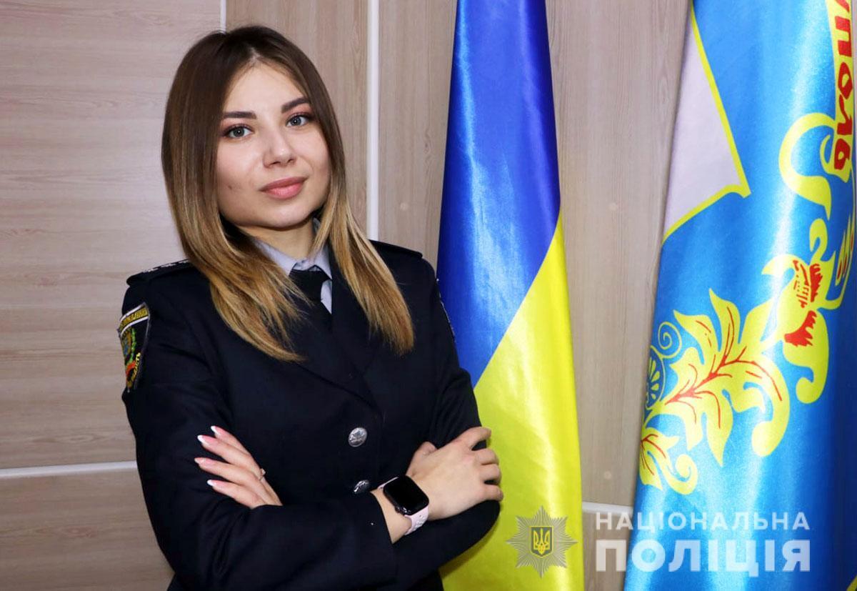 Охороняють безпеку та долають різні виклики: жінки-поліцейські Донеччини розповідають свої історії