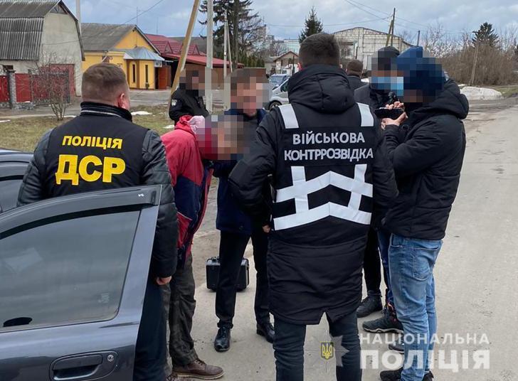 На Хмельниччині поліція викрила у хабарництві керівника одного з відділень військового обліку територіального центру комплектування