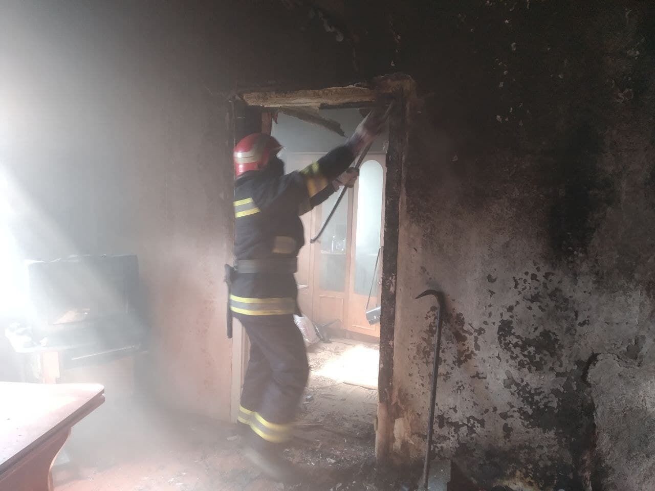 Запорізька область: рятувальники ліквідували пожежу у приватному будинку