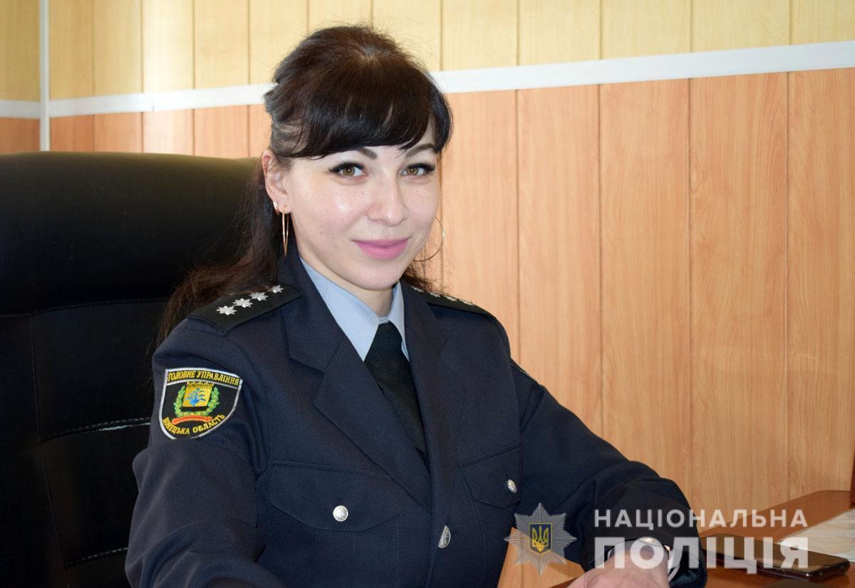 Охороняють безпеку та долають різні виклики: жінки-поліцейські Донеччини розповідають свої історії