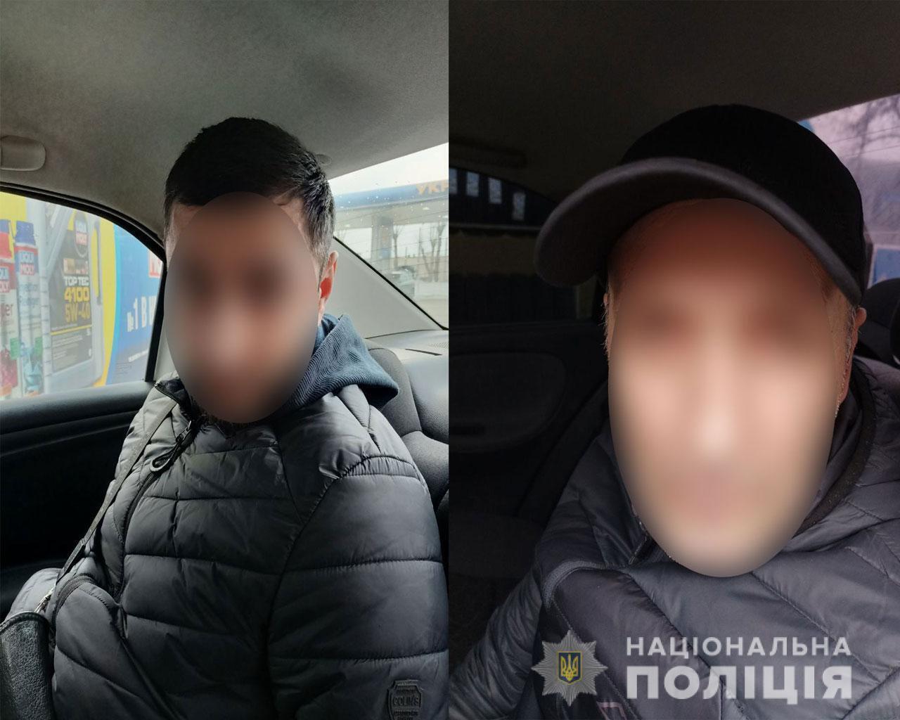 На Полтавщині поліція затримала іноземців, причетних до крадіжок із автомобілів із застосуванням спеціального обладнання (ФОТО)