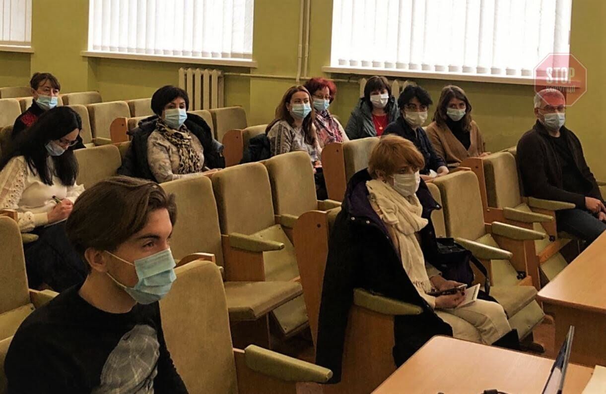  Бригади луцьких медиків вчать робити щеплення проти коронавірусу Фото: /lutsk.rayon.in.ua