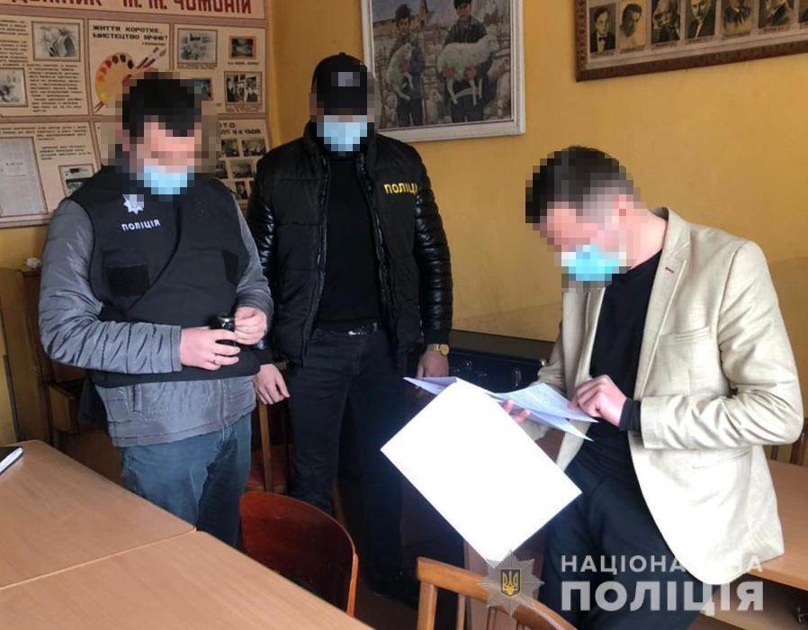 Корупційна «схема» видачі дозвільних документів: на Закарпатті голові ОТГ повідомили про підозру