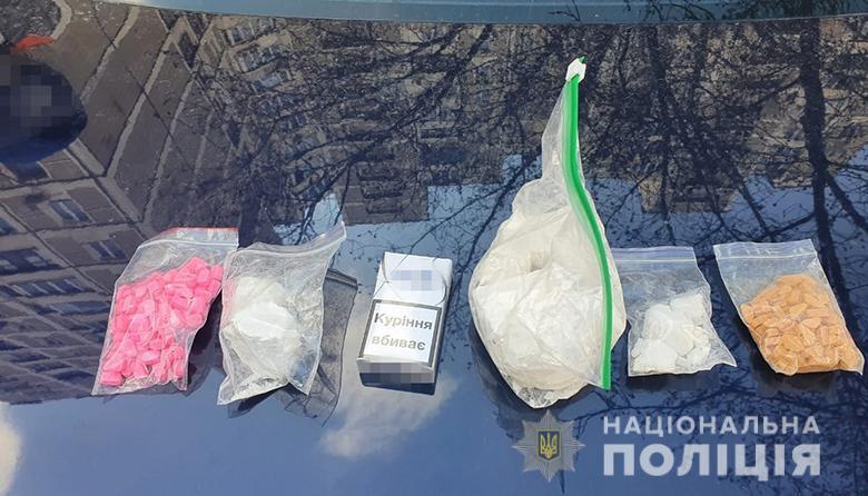 Київські правоохоронці затримали наркоторговців з «товаром» на суму близько 11 мільйонів гривень
