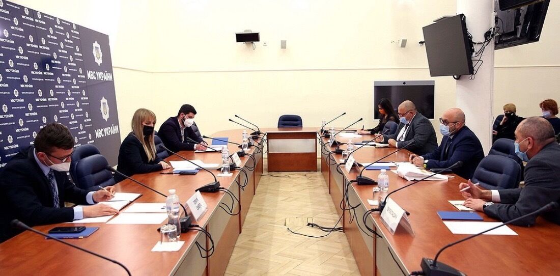 МВС та UNFPA нарощують співпрацю щодо протидії домашньому насильству: попереду створення мобільного додатку і впровадження засобів електронного контролю за кривдниками