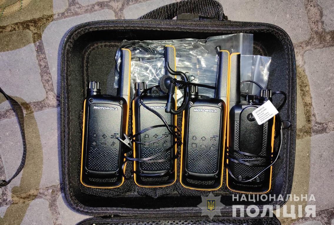 Поліцейські Волині затримали злочинну групу, яка вчинила крадіжку на майже 5 мільйонів