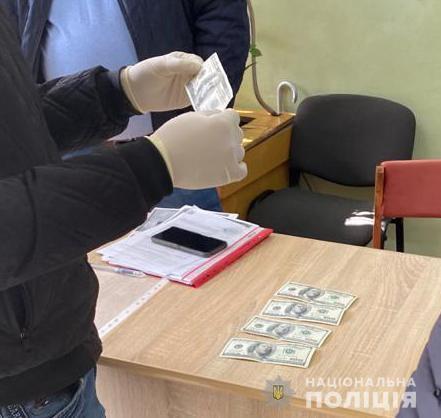 Поліція викрила посадовців Калуської міської ради: погоджували&nbsp;дозволи на будівельні роботи за «винагороду»