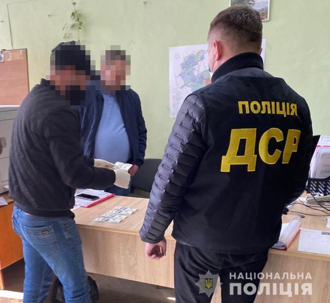 Поліція викрила посадовців Калуської міської ради: погоджували&nbsp;дозволи на будівельні роботи за «винагороду»