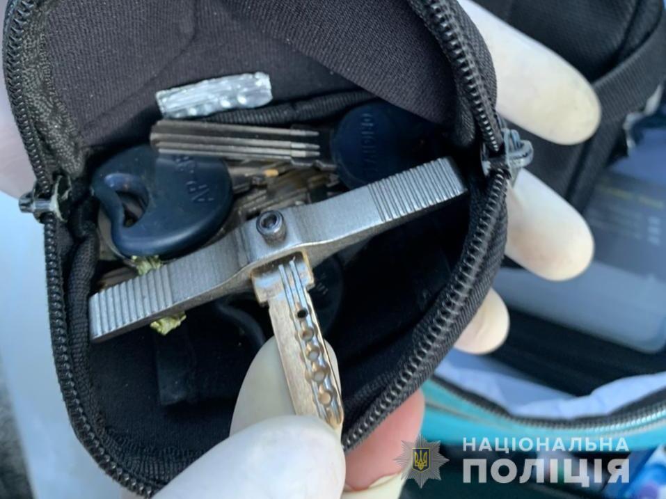 На Сумщині поліцейські оперативно затримали групу злодіїв